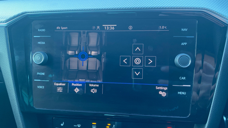 Volkswagen Passat 2.0 TDI EVO SCR R-Line 5dr DSG Diesel Estate